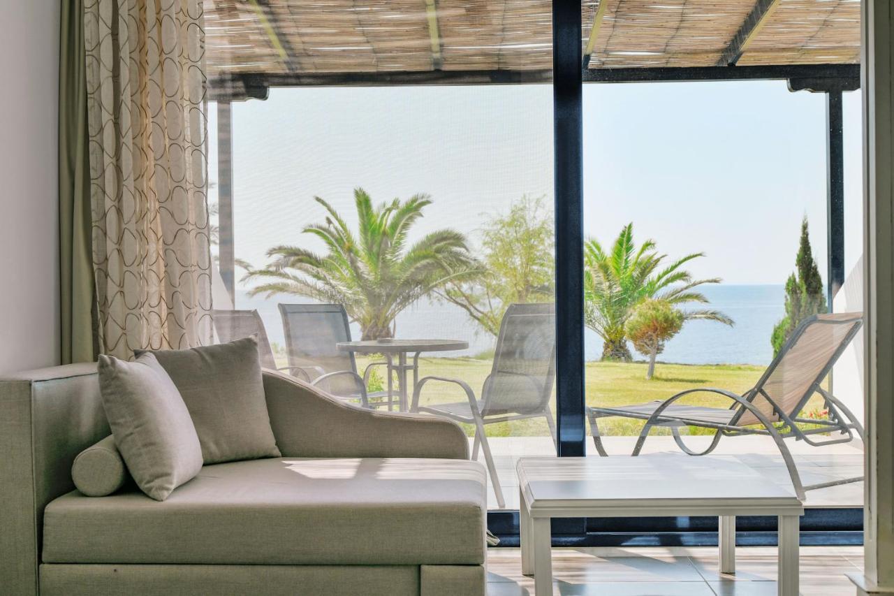 Samothraki Beach Boutique Hotel Makrilies ภายนอก รูปภาพ